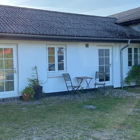 Bakkely * Hjortshoj